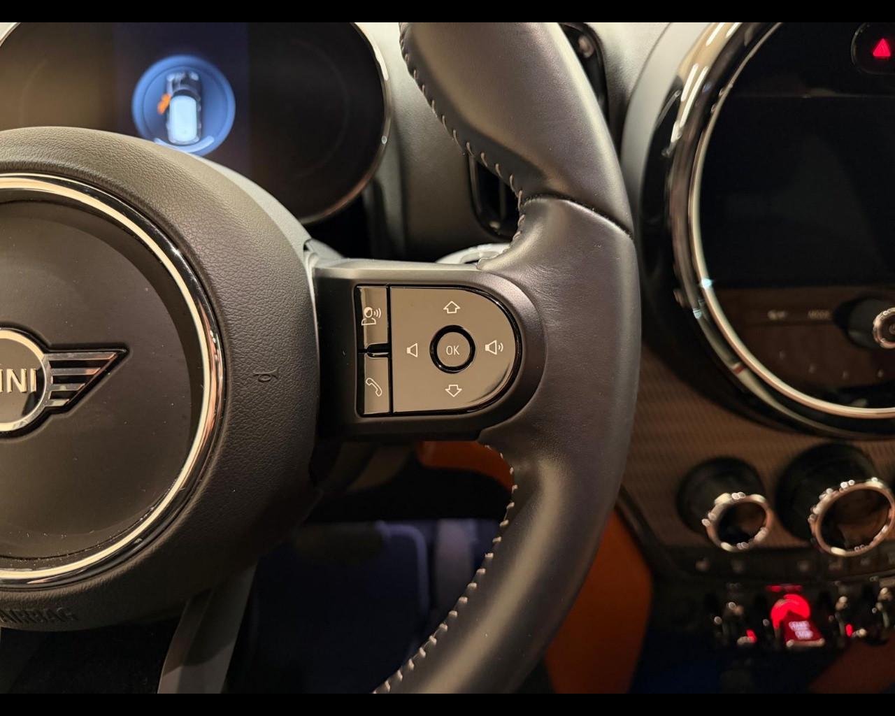 MINI Mini Countrym.(F60) - Mini 1.5 Cooper Yours Countryman