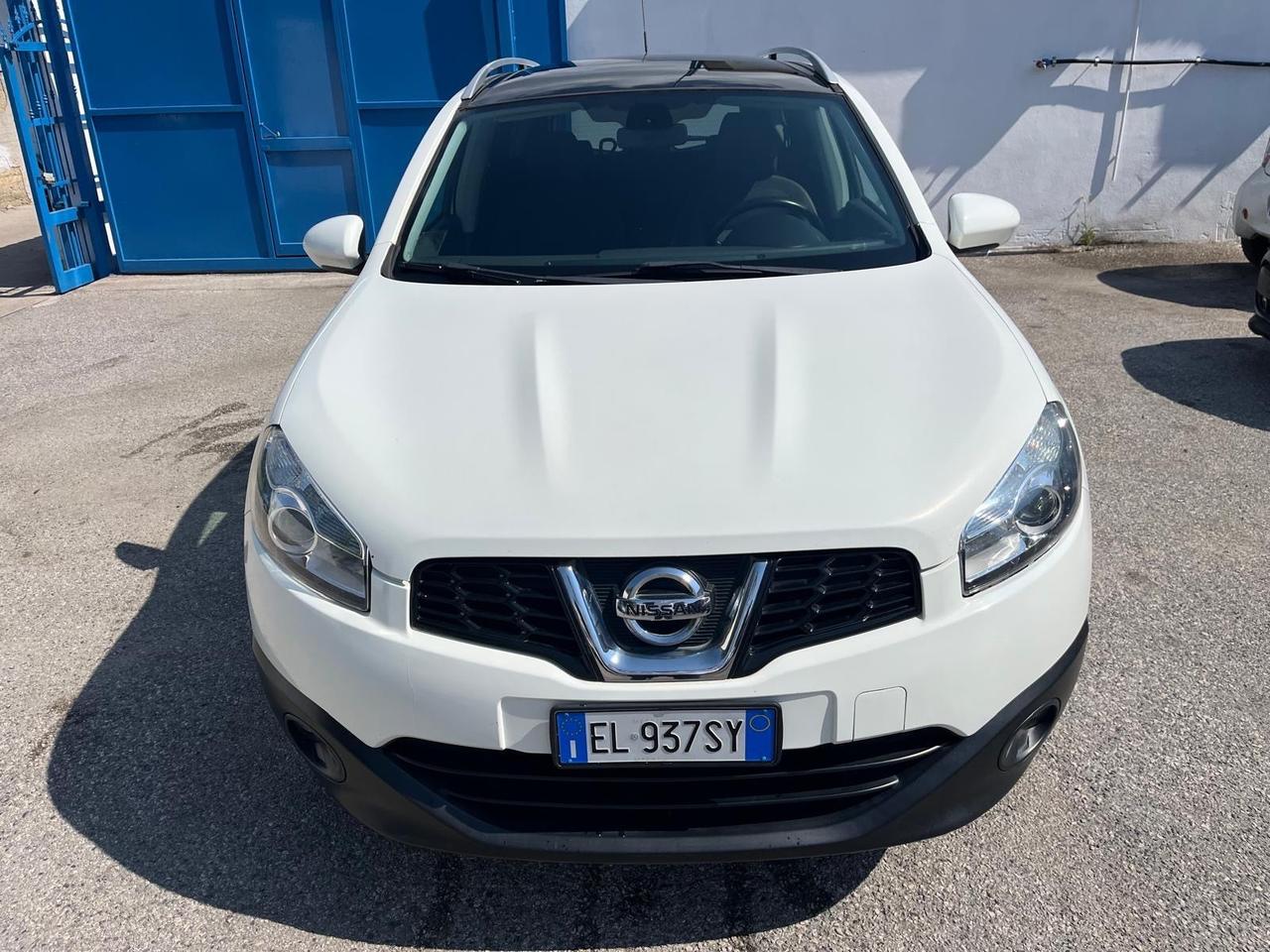 Nissan qashqai 1.5 dci -7 Posti -Tekna-11/2012
