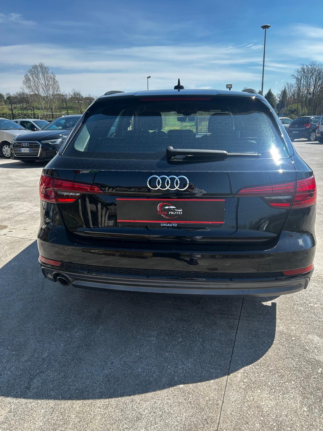 Audi A4 2.0 TDI clean diesel multitronic Business Plus