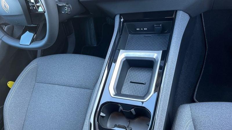 Renault Austral NUOVO evolution MY24 full hybrid E-Tech 200