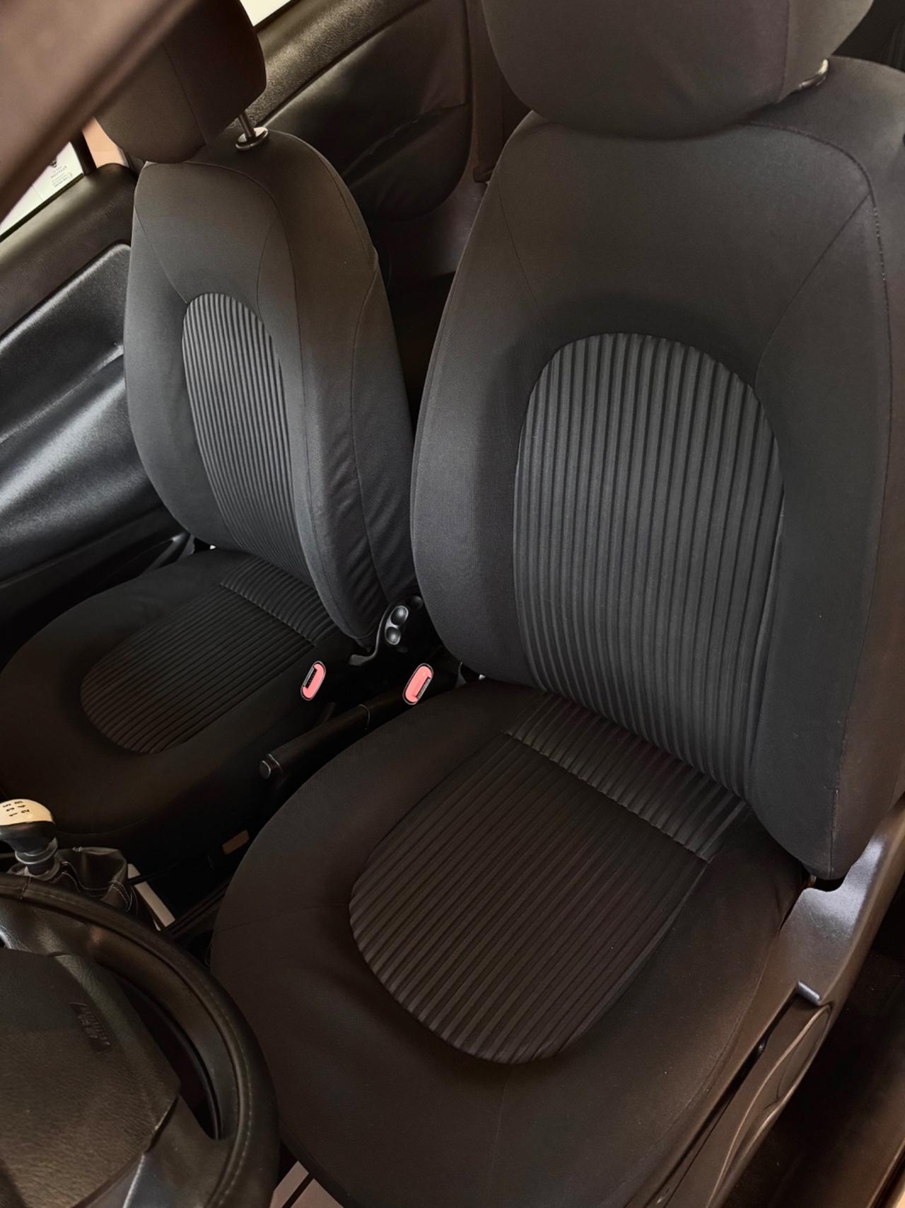 Lancia Ypsilon 1.2 Argento ideale neopatentati