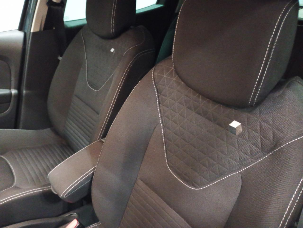 Renault Clio TCe 12V 90CV Start&Stop 5 porte LIMITED - NEOPATENTATI -