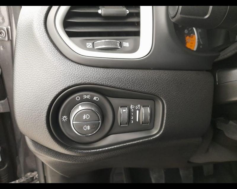 Jeep Renegade 1.4 m-air Longitude Hyper fwd 140cv