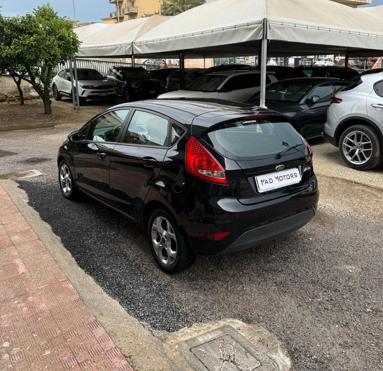 Ford Fiesta Ikon 1.2 16V Business
