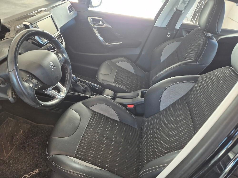Peugeot 2008 BlueHDi 100 Allure