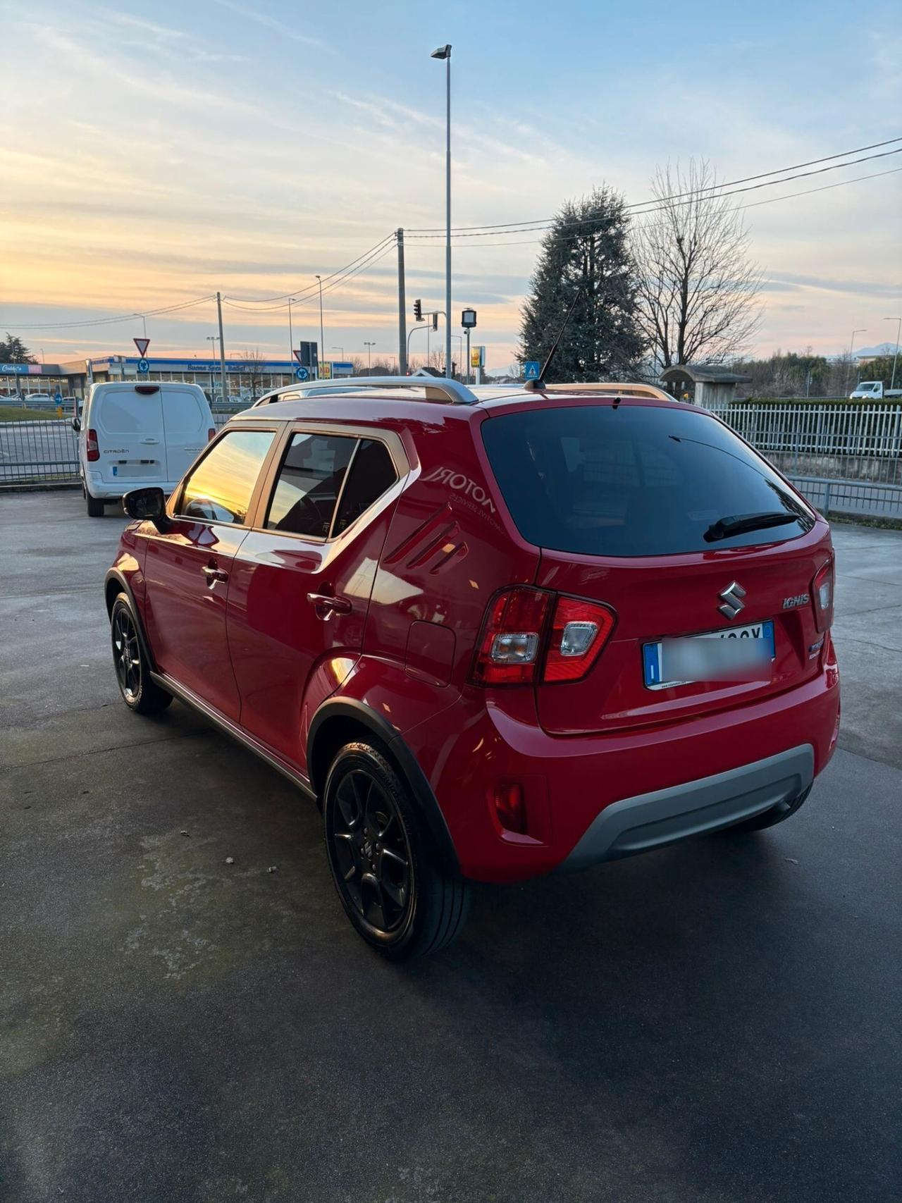 Suzuki Ignis 1.2 Hybrid CVT Top