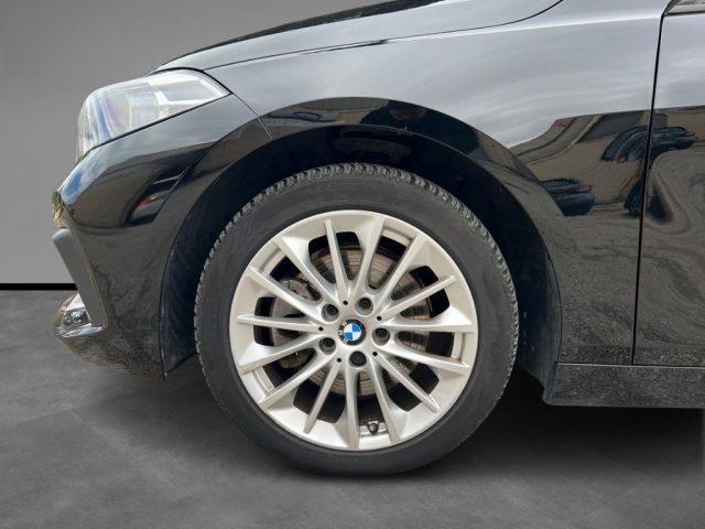 BMW 116 d 5p. Business Advantage