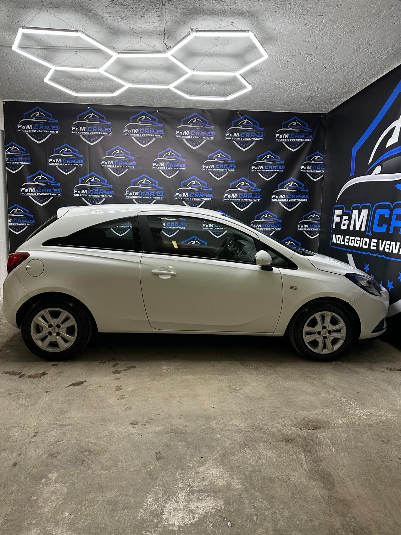 Opel Corsa GPL casa madre EURO 6