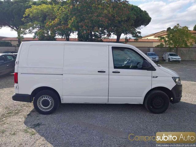 VOLKSWAGEN Transporter 2.0 d + IVA 22%