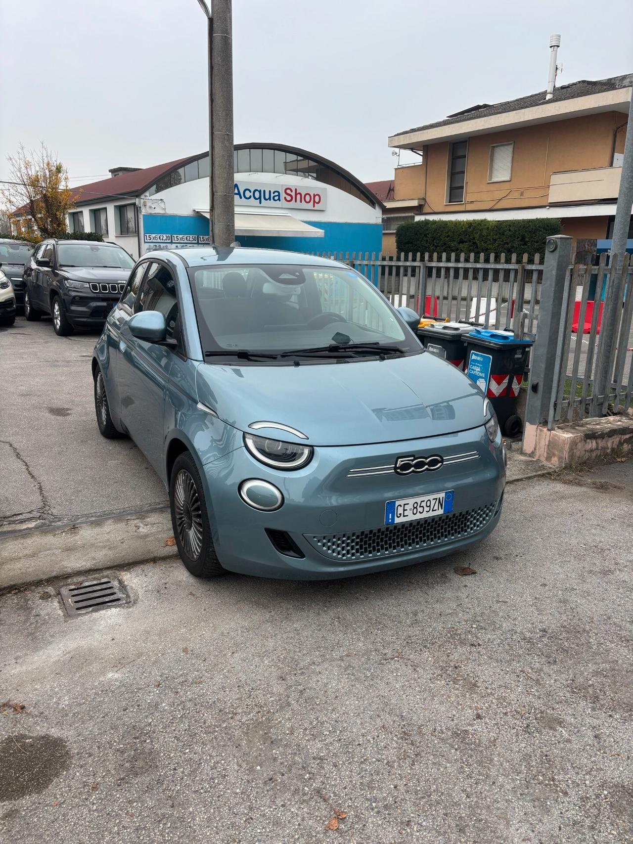 Fiat 500 500e 3+1 42 kWh Icon NESSUN VINCOLO