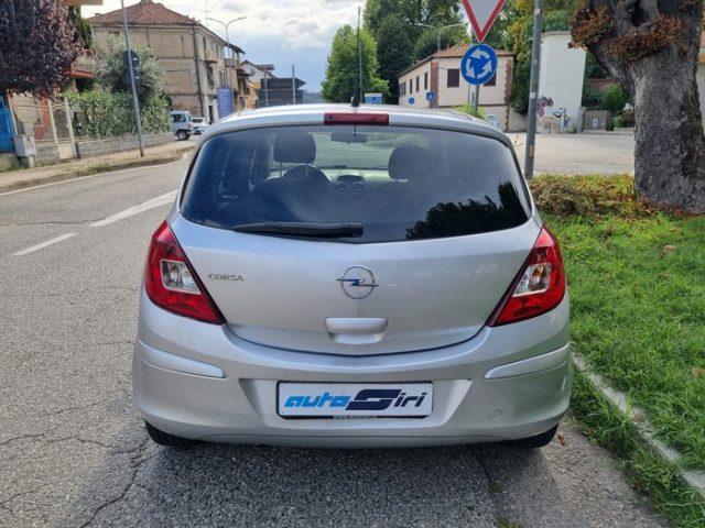 OPEL Corsa 1.2 5 porte Cosmo