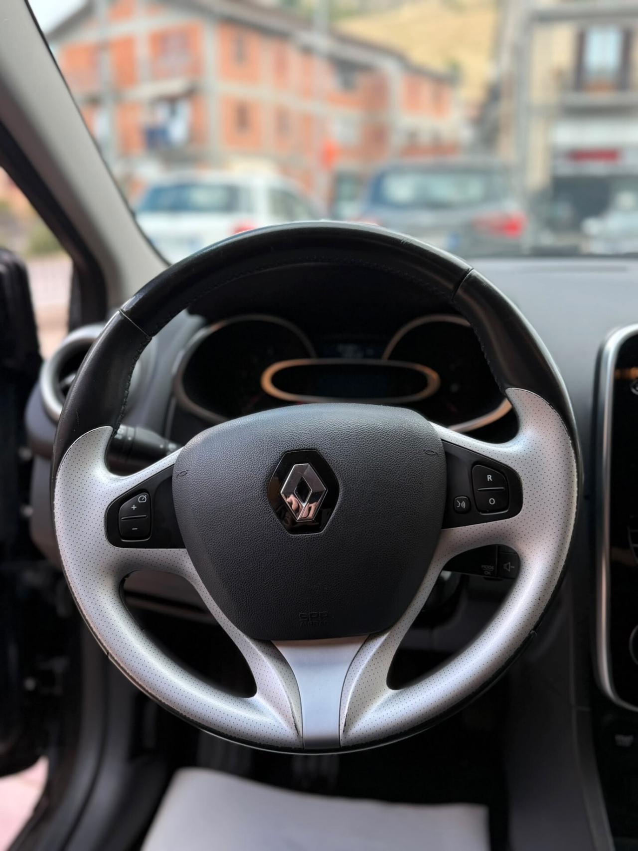 Renault Clio dCi Navi Camera Cruise Pdc