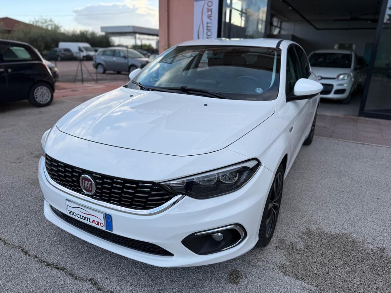 Fiat Tipo 1.6 Mjt S&S 5 porte Lounge