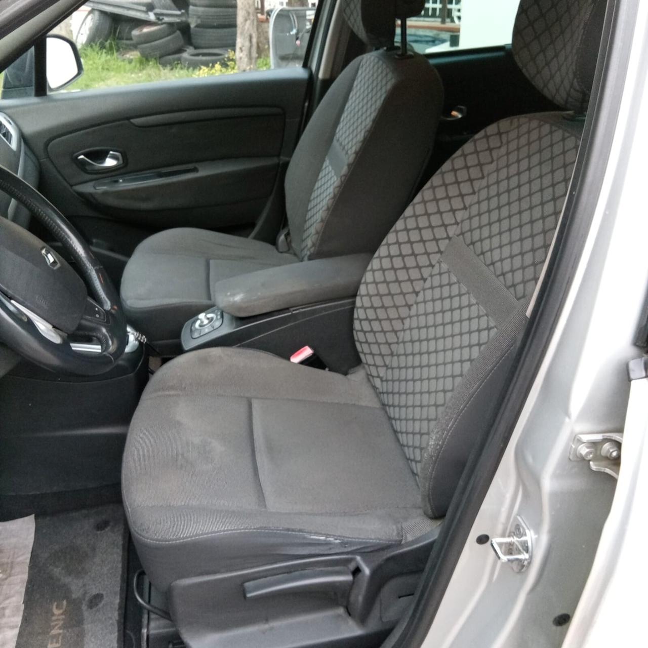 Renault Scenic Scénic 1.9 dCi 130CV EleGO