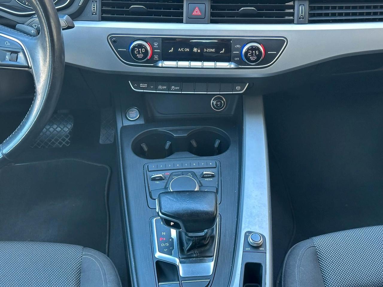 Audi A4 2.0 TDI 150 CV S tronic