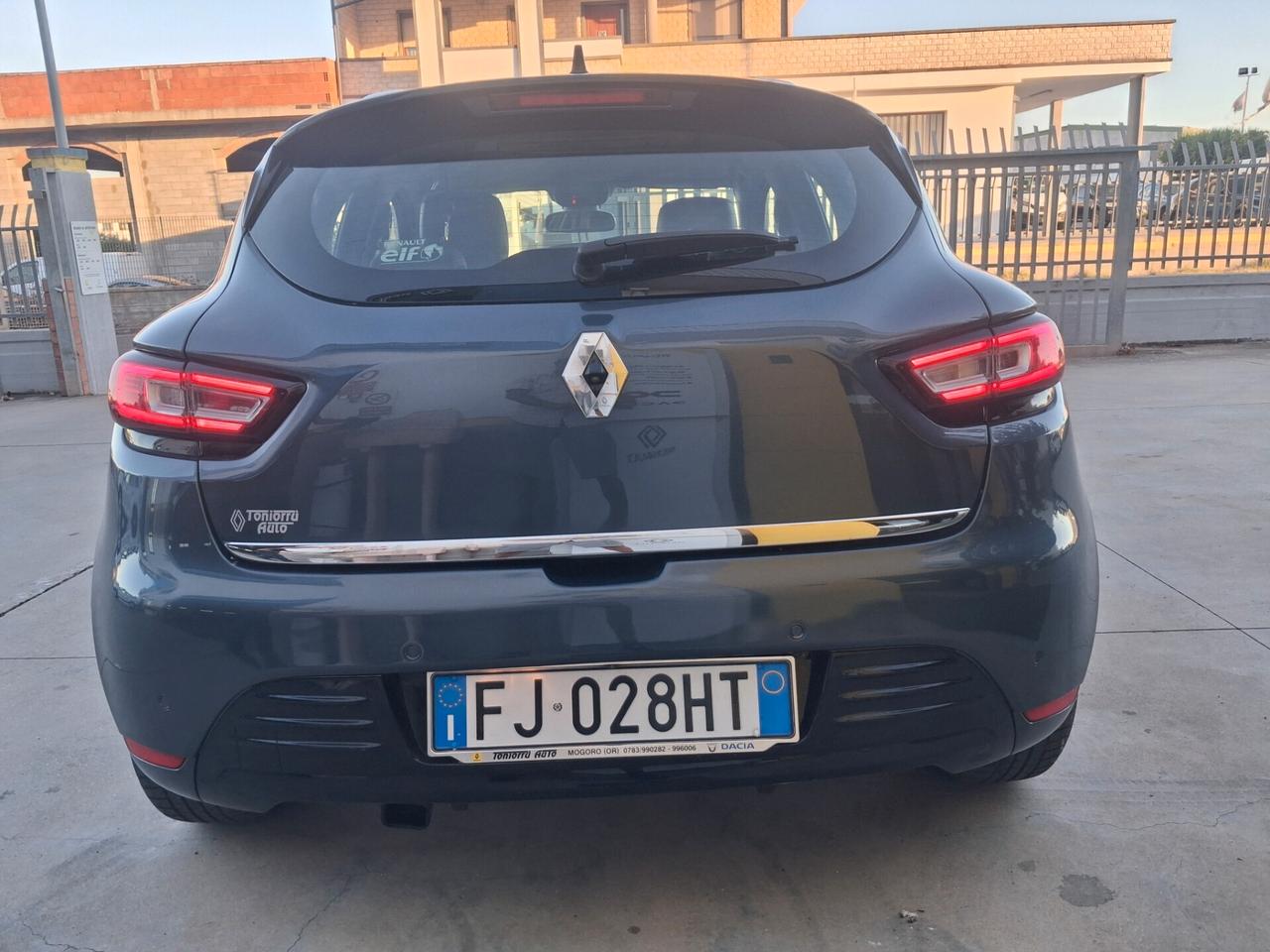 RENAULT Clio Intens 1.200 16v 75cv Km146.000