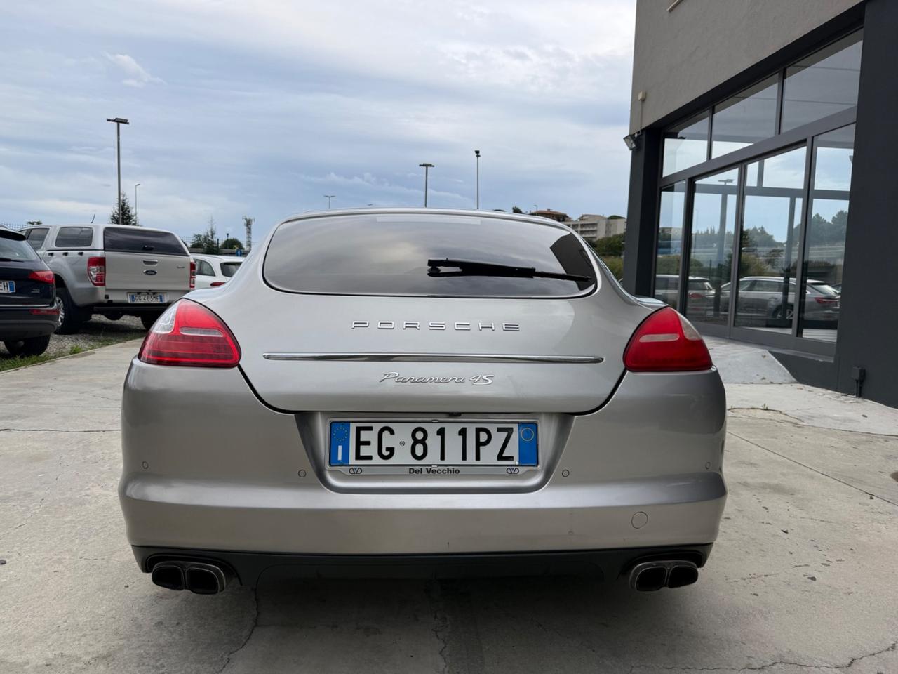Porsche Panamera 4.8 4S