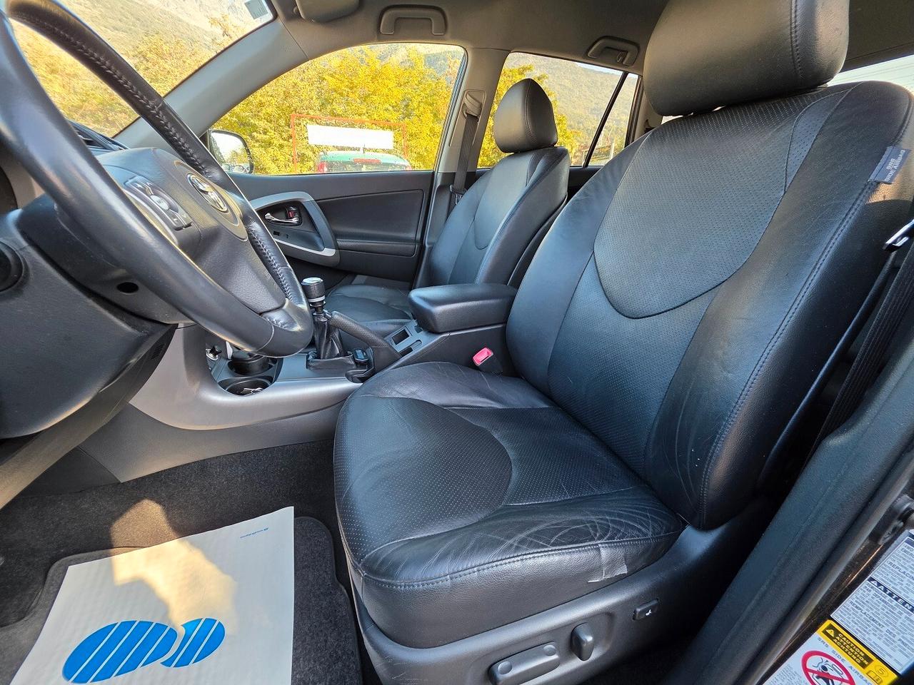 Toyota RAV 4 2.2 D-4D 177 CV Luxury