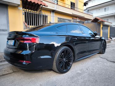 Audi A5 SPB 40 TDI quattro S tronic Total black s-line