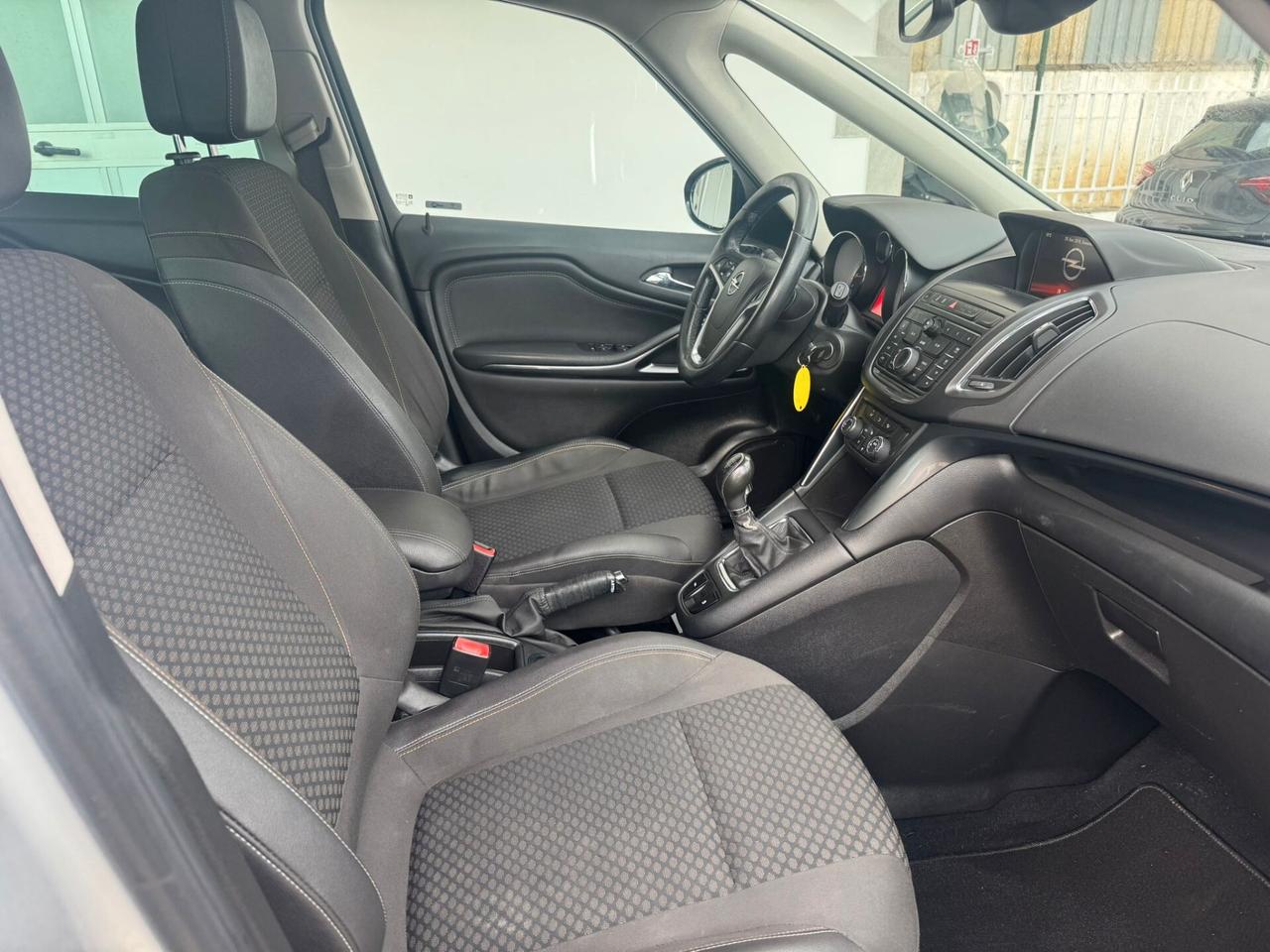 Opel Zafira Tourer 1.4 Turbo 140CV GPL Cosmo