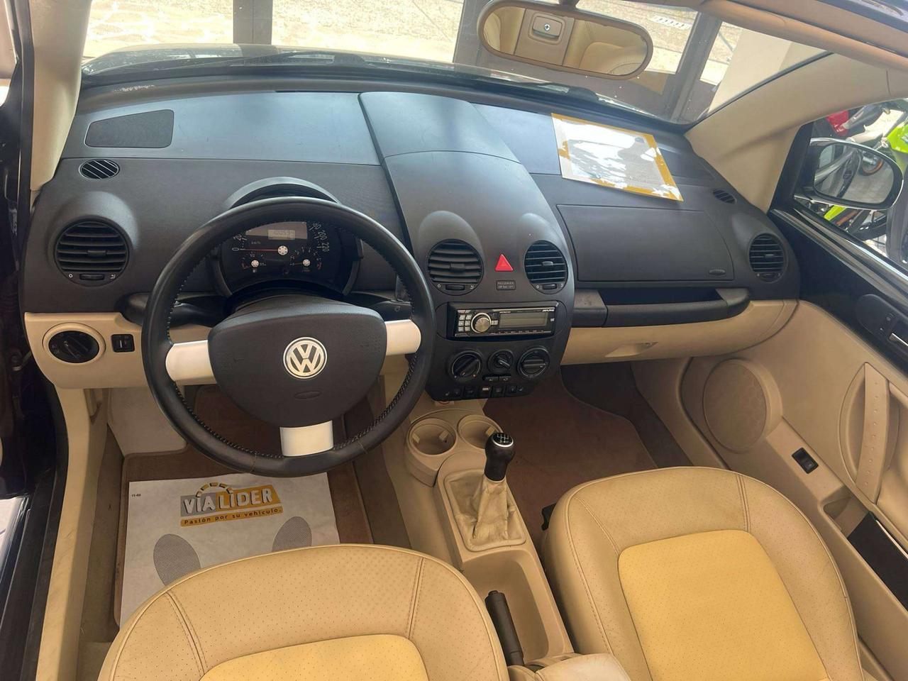 Volkswagen Maggiolino New Beetle Cabrio 1.6