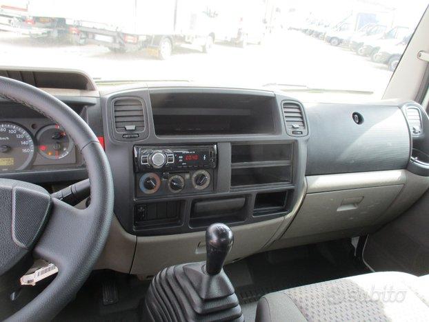 Nissan Cabstar 35-13 2.5 130CV CASSONE FISSO DA 4.