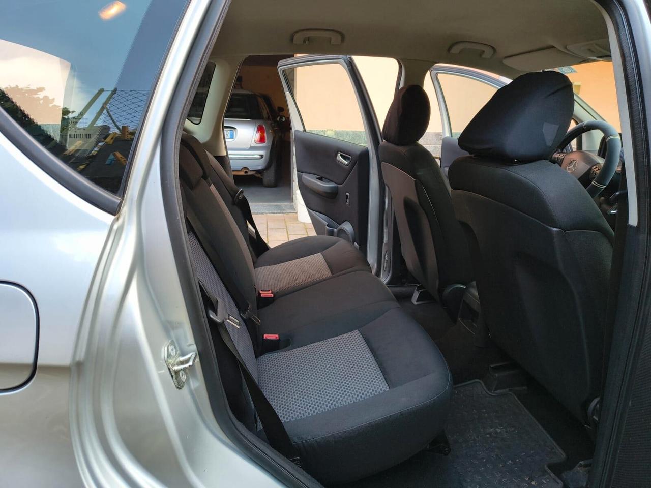 Mercedes-benz A 180 160 CDI Elegance