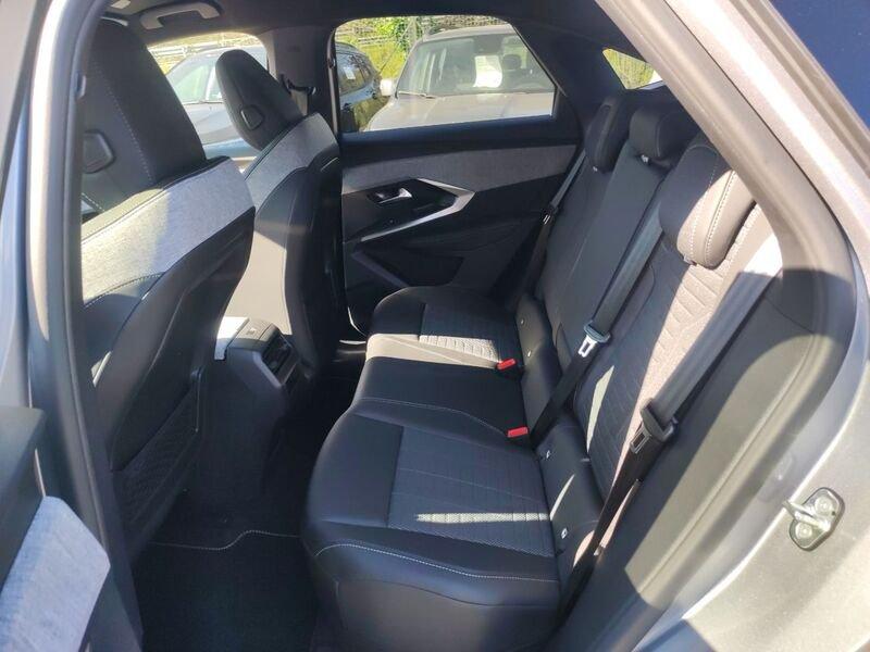 Peugeot 3008 II 2021 1.2 hybrid 48V GT 136cv e-dcs6