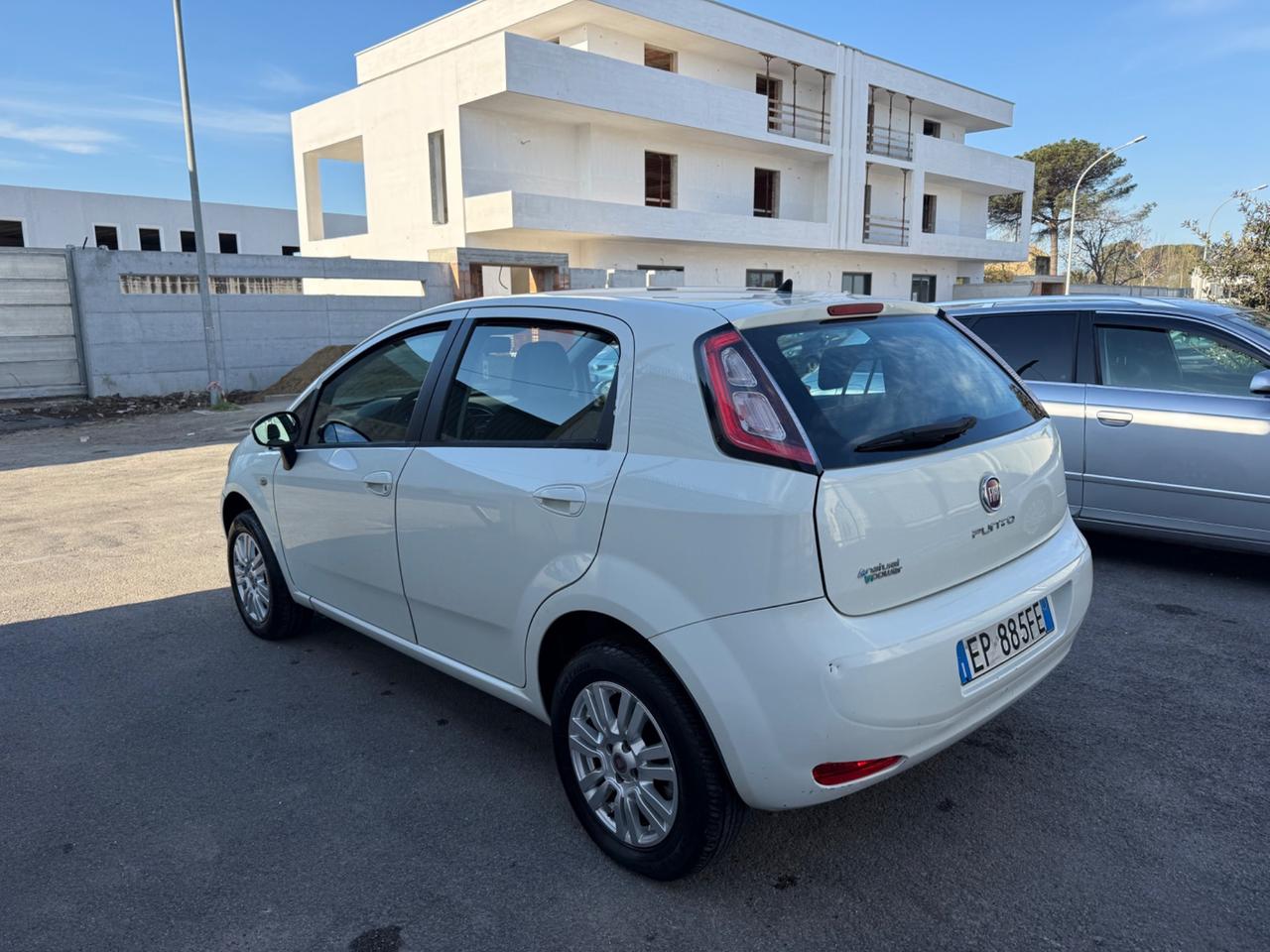 Fiat Punto 1.4 8V 5 porte Natural Power Lounge