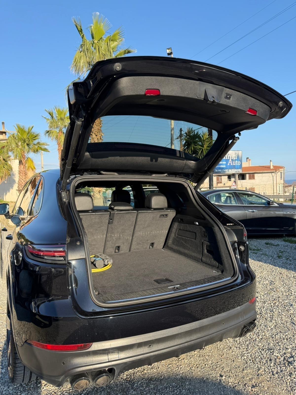 Porsche Cayenne 3.0v6 Hybrid 462cv full optional