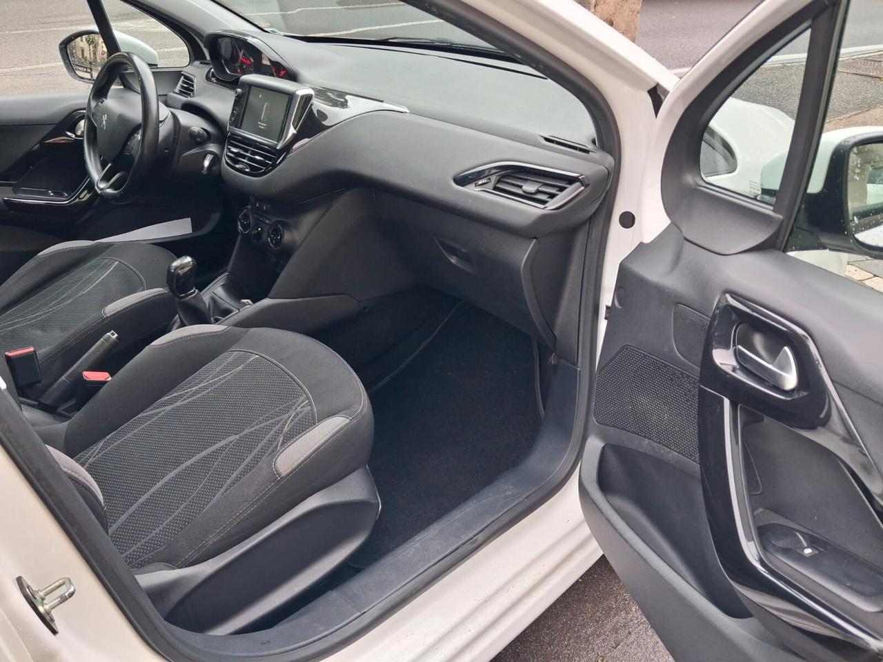 Peugeot 208 1.4 HDi 68 CV 5 porte Active