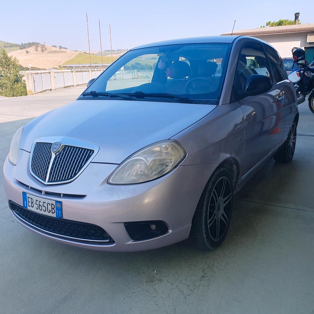 Lancia Ypsilon 1.2 E-Collection Ecochic - GPL