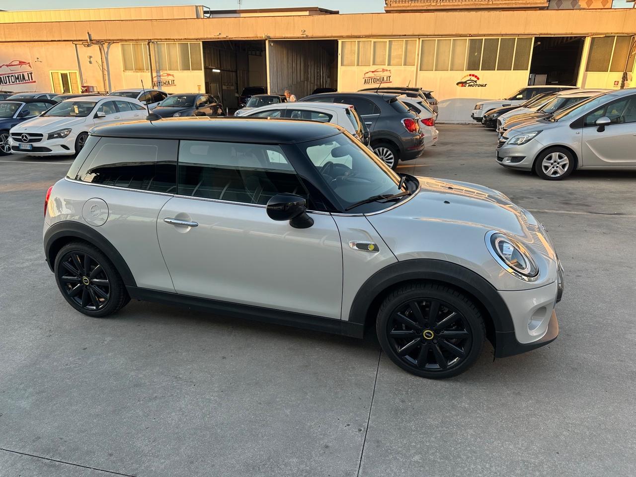 Mini Mini Full Electric Mini Cooper SE