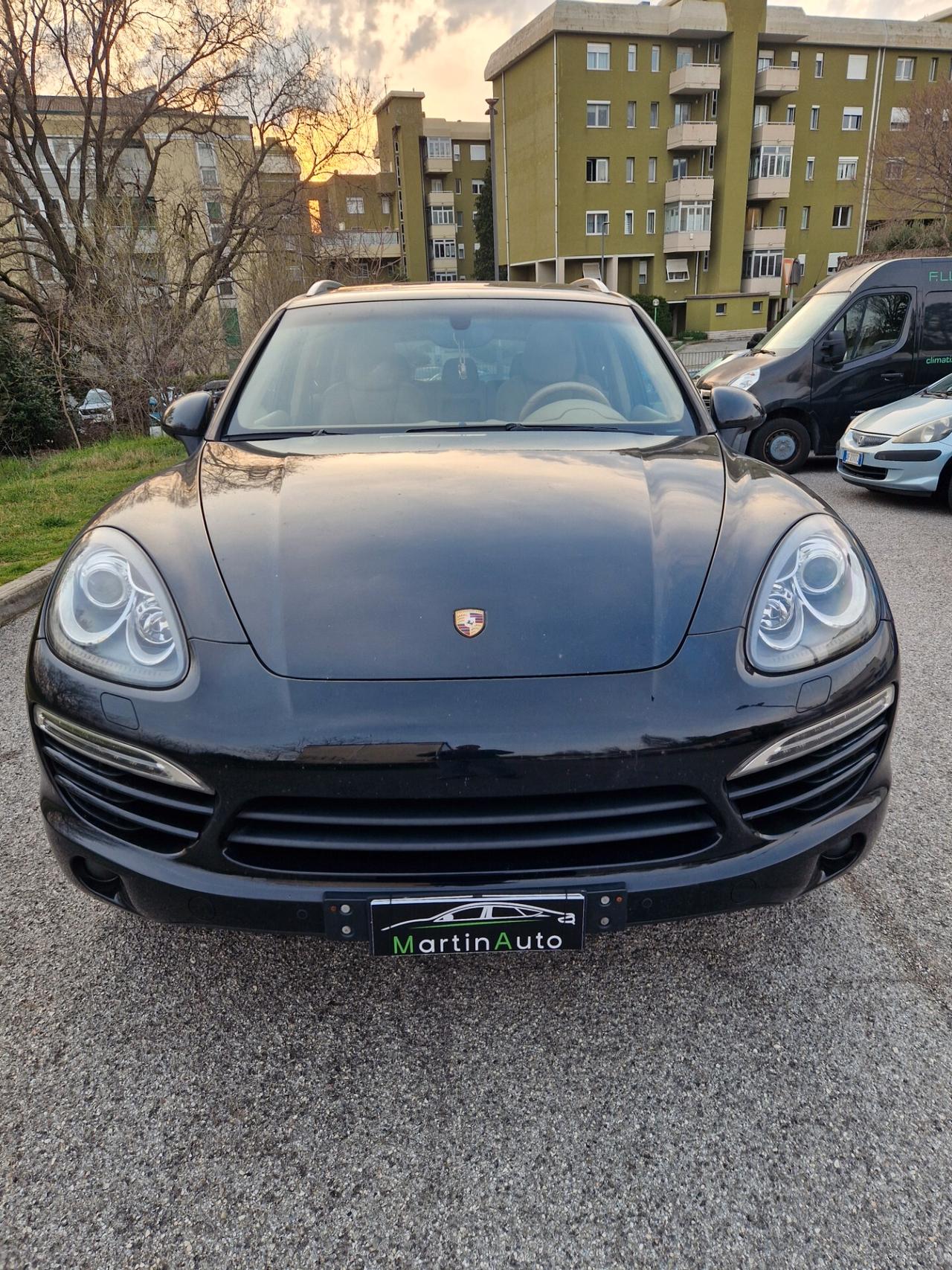 Porsche Cayenne 3.0 Diesel - Full Optional