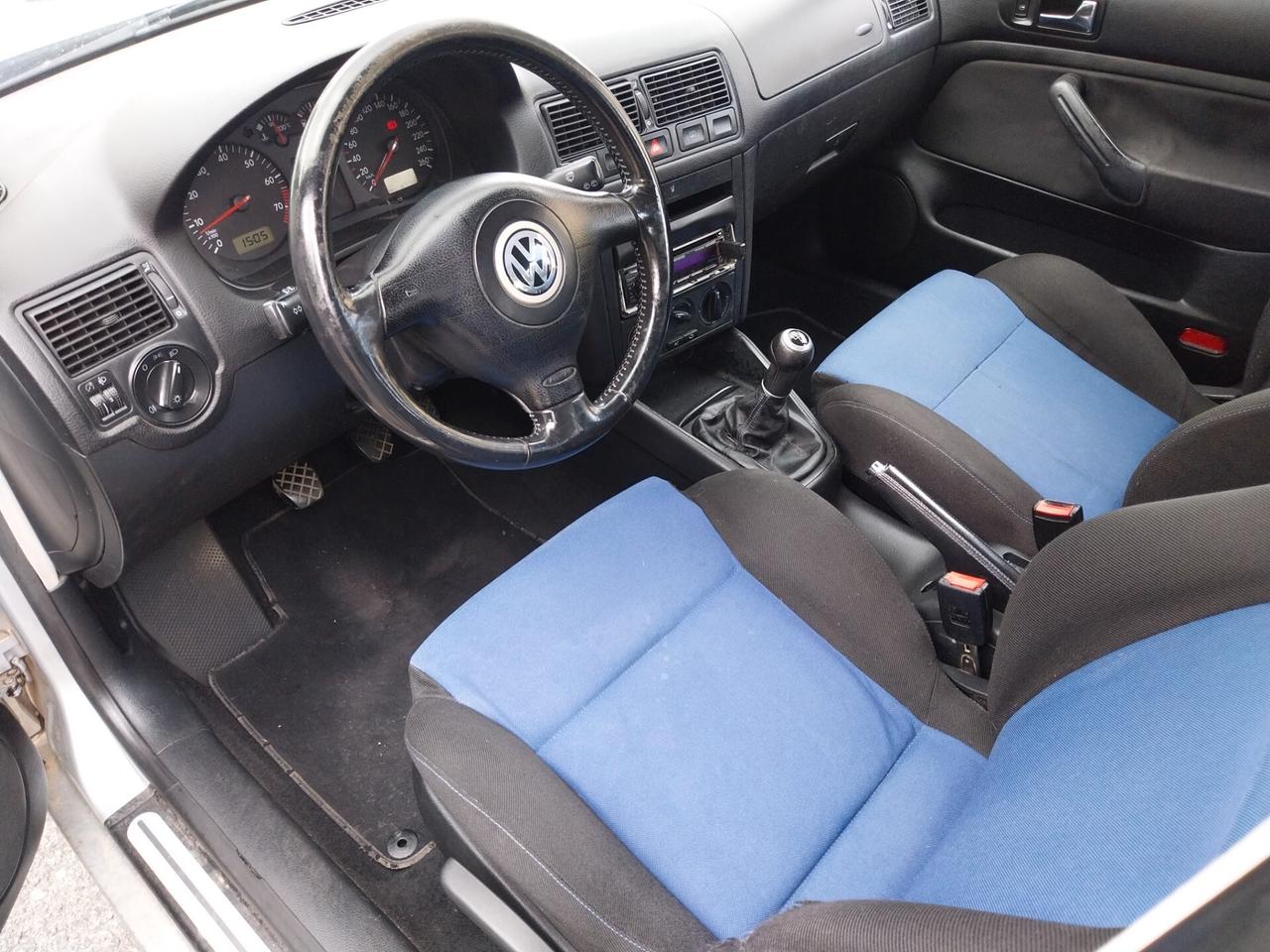Volkswagen Golf 1.6 16V cat 5 porte Highline