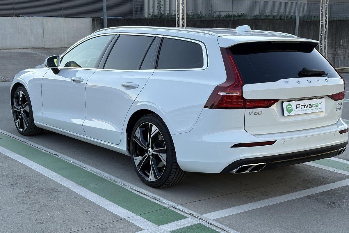 VOLVO V60 D4 AWD Geartronic Business Plus