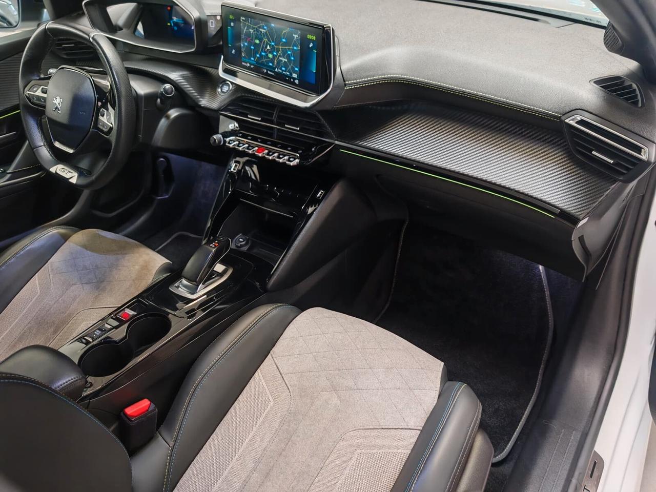 Peugeot 208 motore elettrico 136 CV 5 porte GT Pack