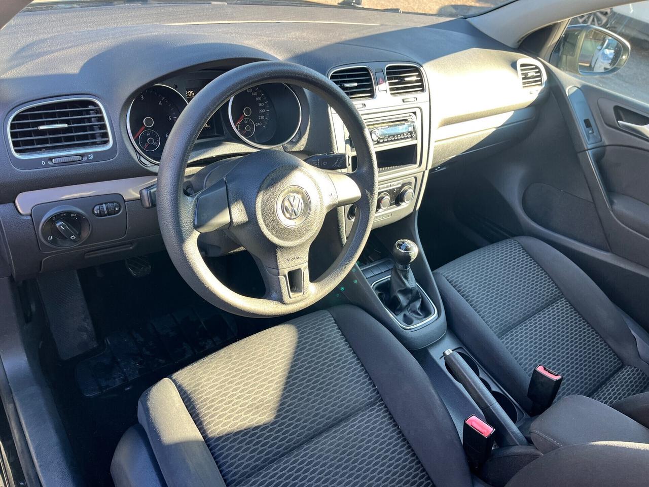 Volkswagen Golf 1.6 TDI DPF 5p. United