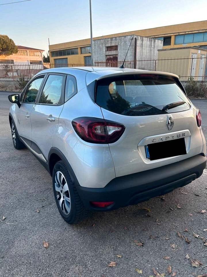 Renault Clio dCi 8V 75 CV 5 porte Duel