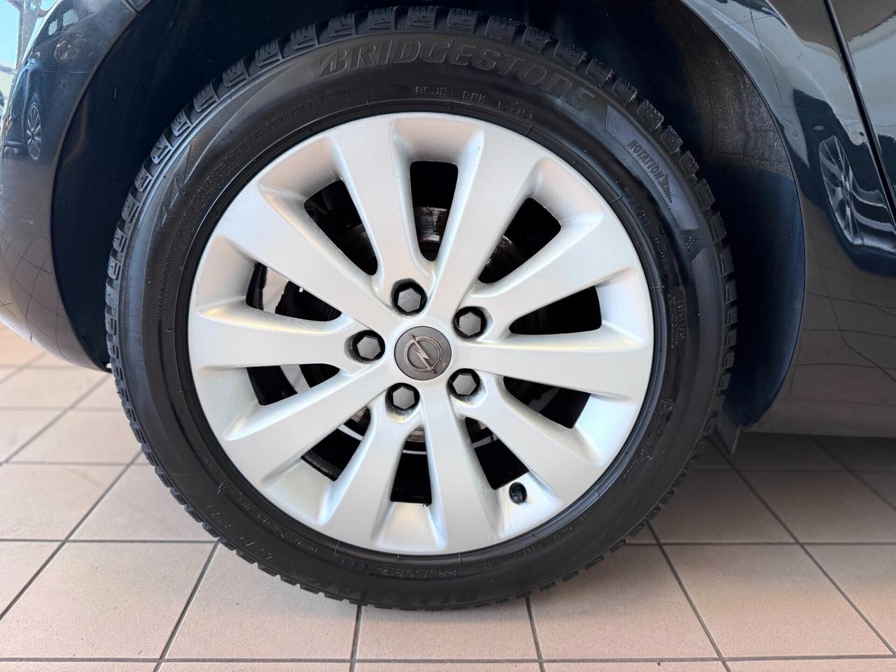 Opel Astra 1.7 CDTI 110CV 5 porte Cosmo Fleet