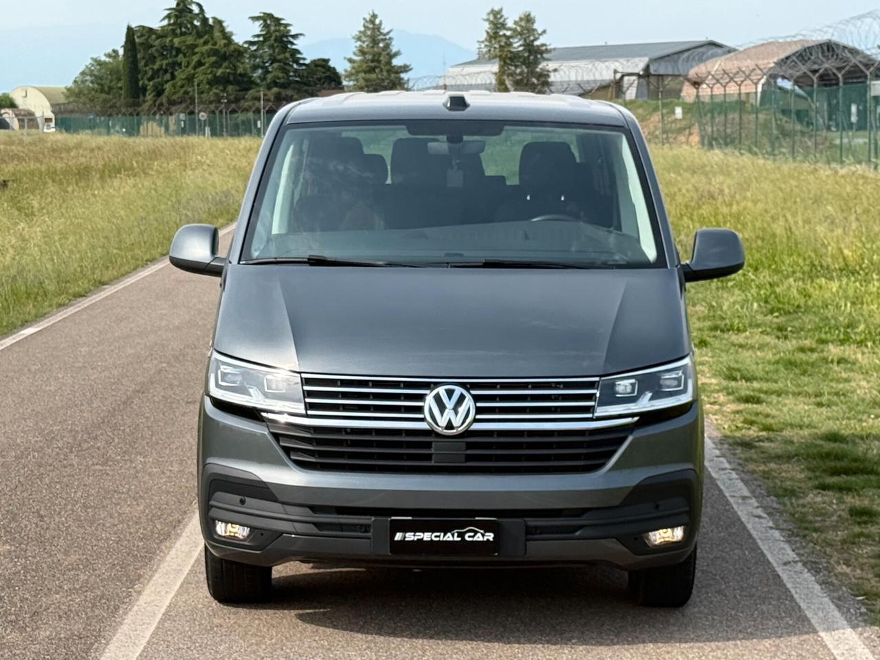 Volkswagen Caravelle 2.0 TDI 150CV DSG PC "NUOVO - 9 POSTI - 29000KM !!!"