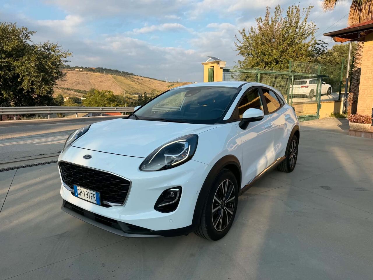 Ford Puma 1.0 EcoBoost Hybrid 125 CV S&S Titanium