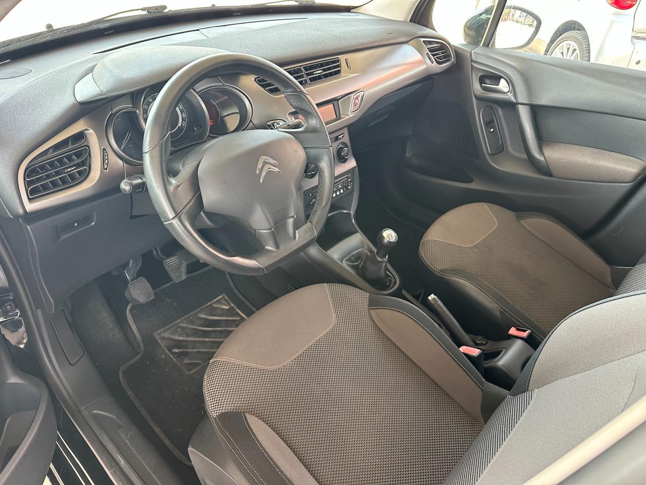 Citroen C3 C3*1.1*EXCLUSIVE*82CV*GANCIO*LED*NEOPATENTATI*