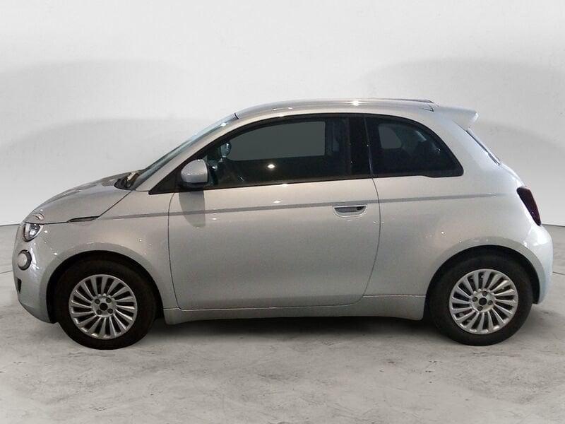 FIAT 500 Bev Hatchback My24 500e -320 Berlina