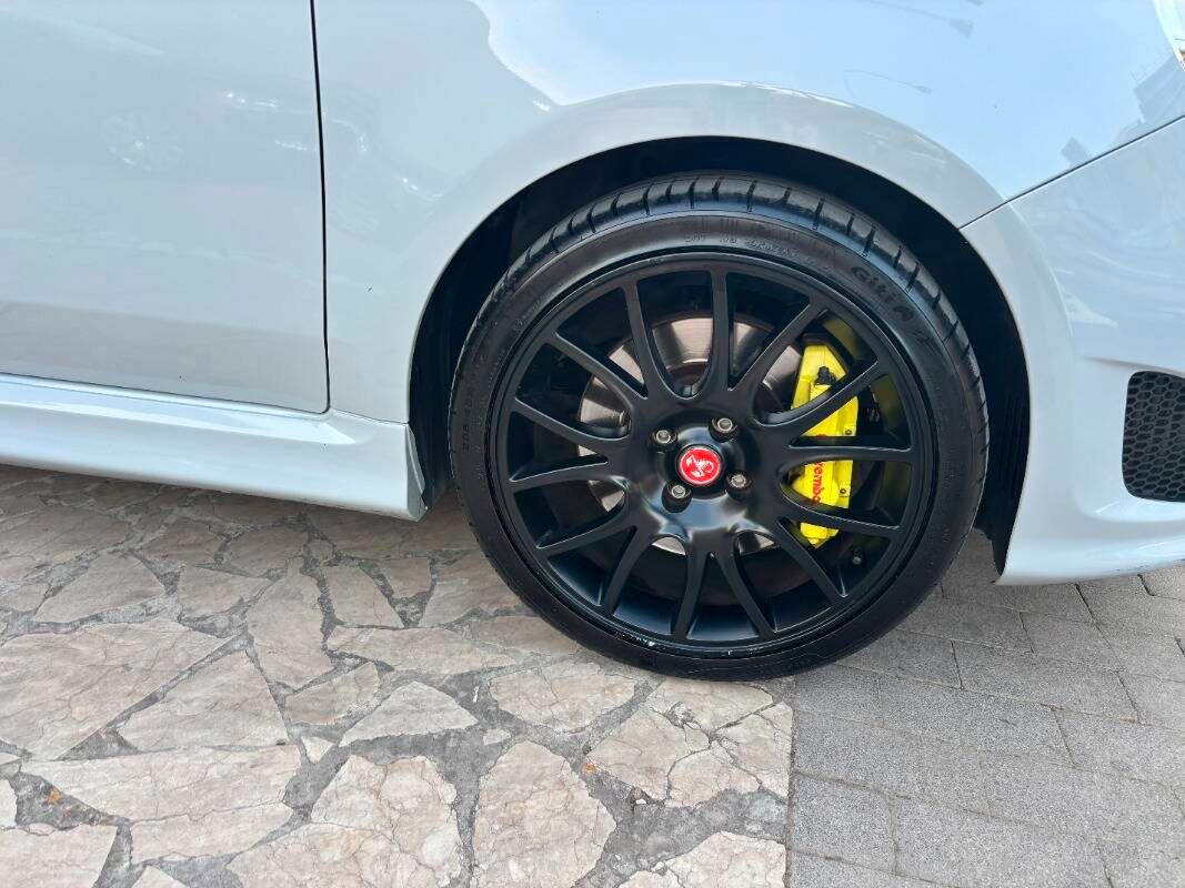 Abarth 500 1.4 16v t. t-jet Custom 135cv E6