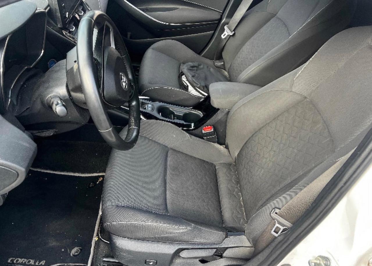 Toyota Corolla Touring Sports 1.8 Hybrid Business Tech