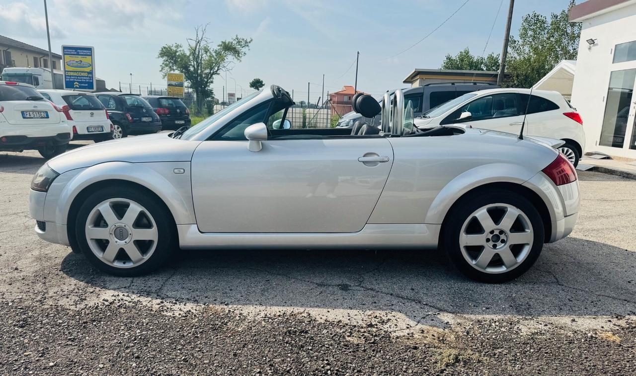 Audi TT Roadster 1.8 T 20V 179 CV cat-spider
