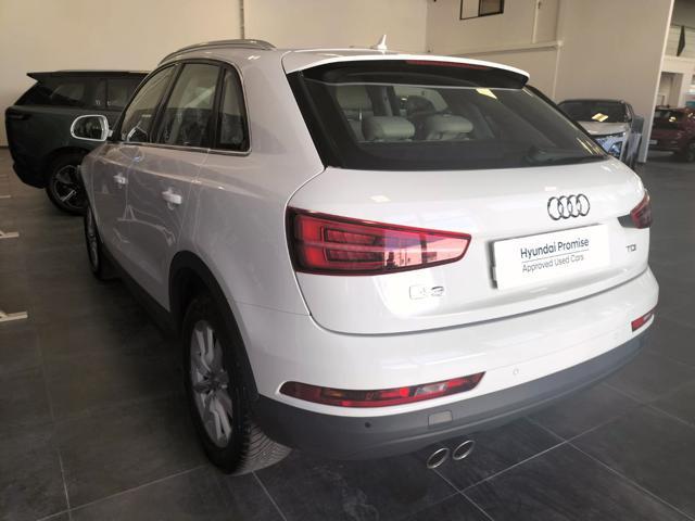 AUDI Q3 2.0 TDI 120 CV Business
