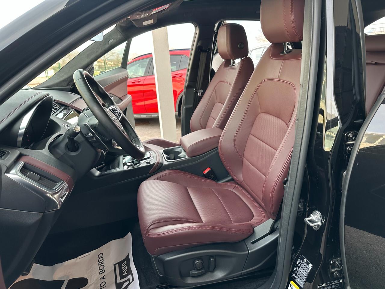 Jaguar E-Pace 2.0D I4 163 CV AWD Auto R-Dynamic S