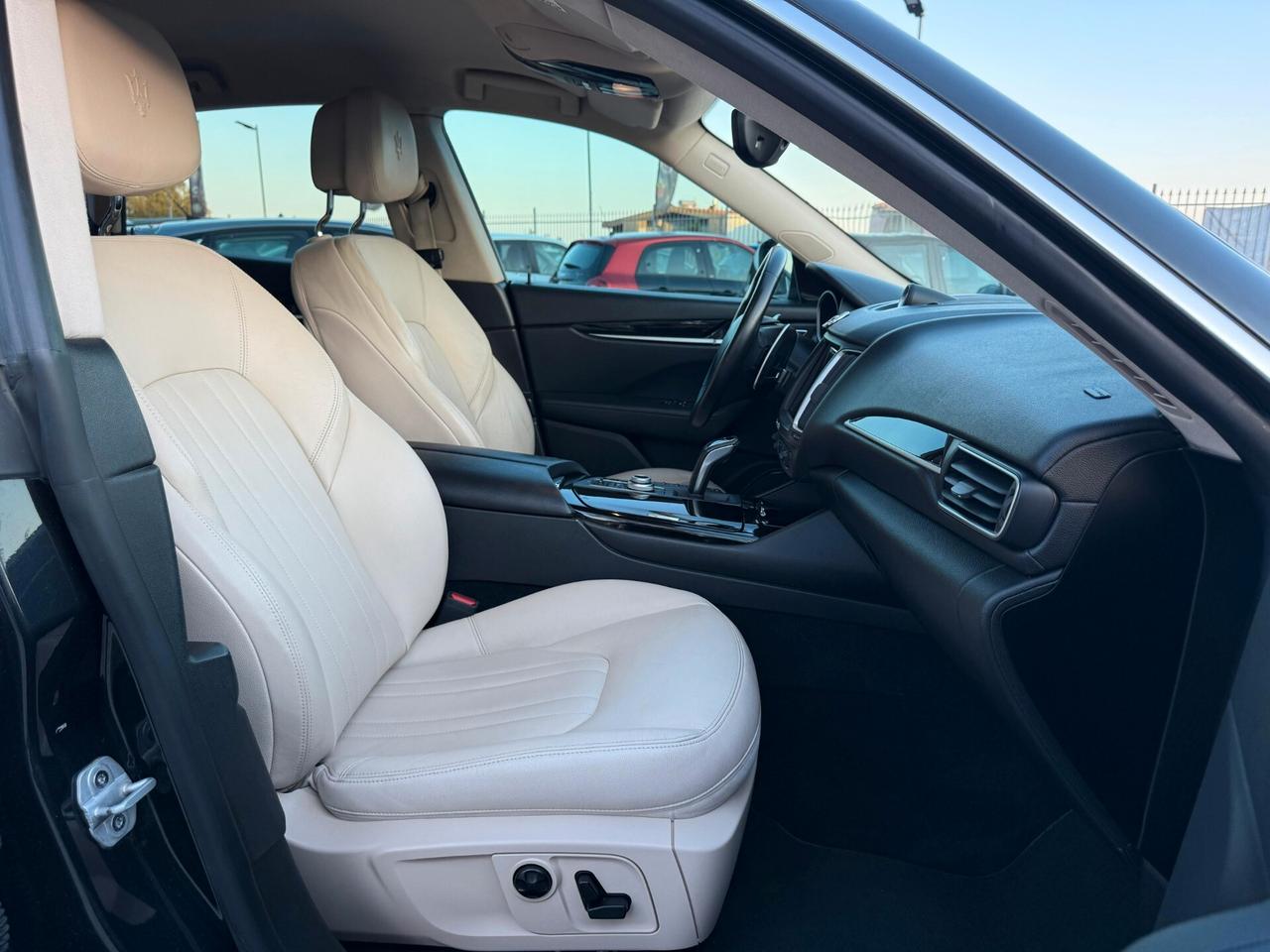 Maserati Levante V6 Diesel 275 CV AWD Gransport